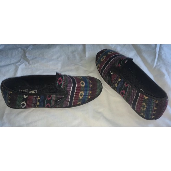 💙SALE VANS Unisex Vans Classic Slip On Shoes - Picture 2 of 4